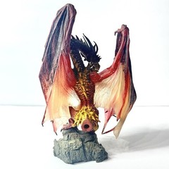 McFarlane Dragons Sorcerer Figure 2005 Red Gold Variant Display READ