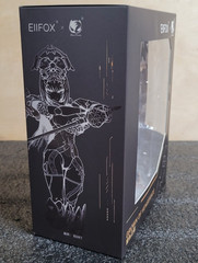 BearPanda X Eiifox E0R7 Crown of Vengeance 1/12 figure