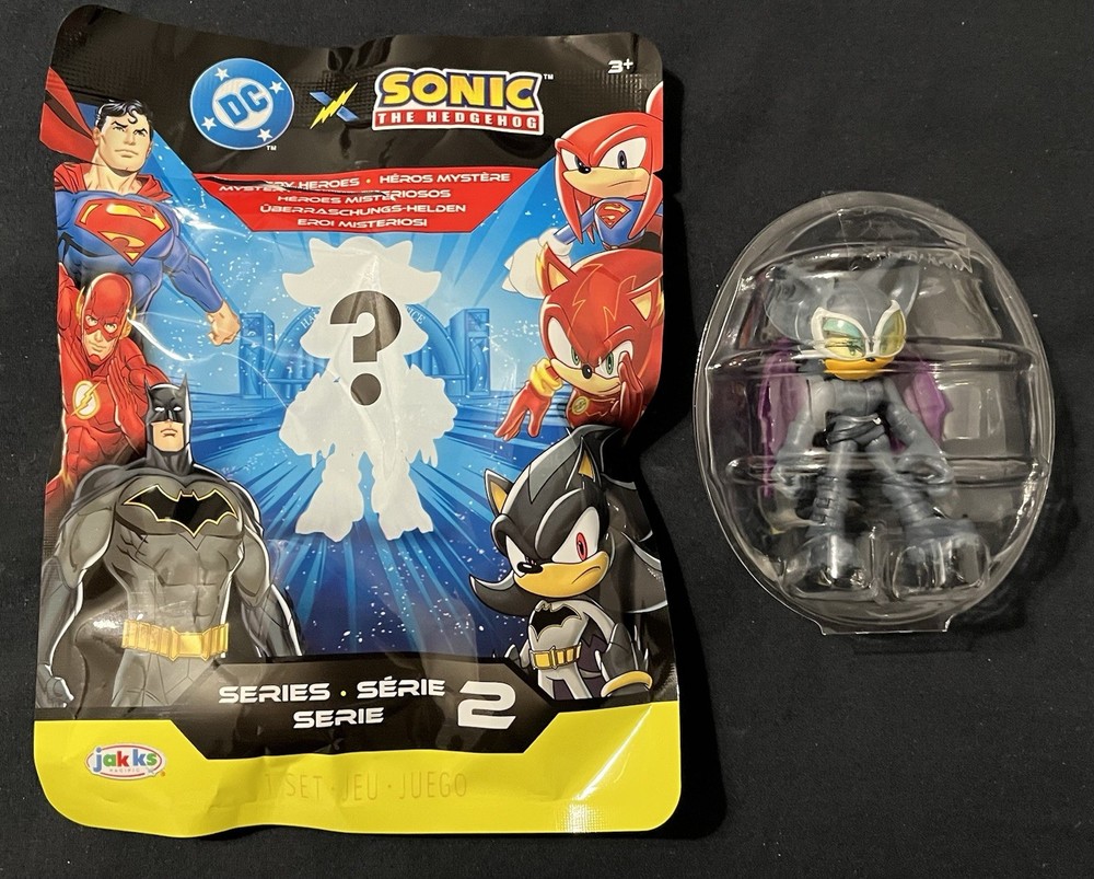 DC SUPERHEROES x SONIC Series 2 ROUGE as CATWOMAN 2.5″ Mystery Blind Bag Figure