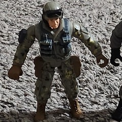 2 Chap Mei G.I. JOE Figures Pilot & Soldier Action Figures No Accessories