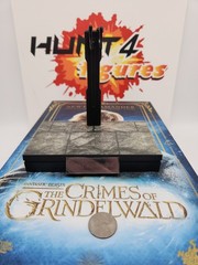 Hot Toys MMS512 Fantastic Beasts Newt Scamander 1/6 figure’s Base Stand Only
