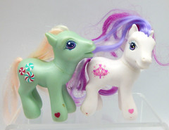 7 – Hasbro G3 My Little Pony – Royalette, PETAL BLOSSOM, STAR SWIRL (EF723)