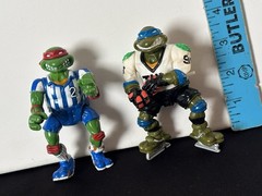 TMNT Teenage Mutant Ninja Turtles Sewer Sport All-stars Leo & Raph Playmate 1991