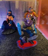 Teenage Mutant Ninja Turtles Action Figure Stand Vintage Retro TMNT stand