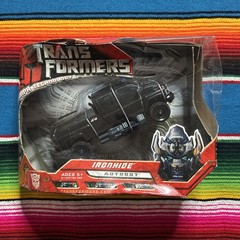 Hasbro Transformers Movie 2007 Voyager Class Autobot Ironhide – New Sealed