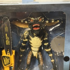 NECA Gremlins Ultimate Stripe 7″ Figure w/ Chainsaw & Skateboard NIB Halloween