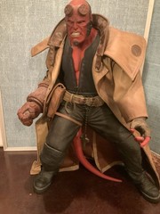 Mezco Toyz, HELLBOY, 2004, 18 INCH Action Figure, Excellent!