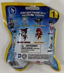NEW DC Comics – Mini Figure PACK (1 Random Figure) – Blip Toys Series 1 w Stand