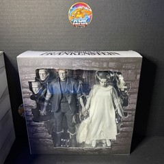NIB – NECA Limited Ed. The Bride Of Frankenstein The Monster and His Mate 2 Pack