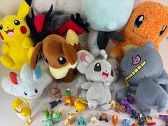 Lot Of Pokemon Plush Toys & Figures Togekiss Banette Eiscue Ice Face Charmander