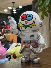 MEGA SPACE MOLLY 400% Jon Burgerman Series Confirmed Figure Secret – CASH
