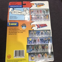 NEW X-MEN RANDOM MISSILE BLASTING ARM FIGURE +TRADING CARD 1994 TOYBIZ 49357 a44