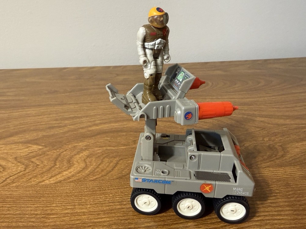 Vintage 1986 Starcom M-6 Railgunner With Captain Rick Ruffing & Visor