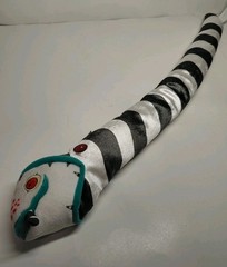 Funko Beetlejuice 23” Sand Worm Sandworm Hot Topic Exclusive Plush