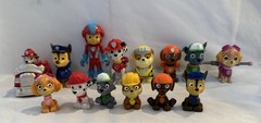 PAW Patrol Super Paws 2-in-1 Mighty Pups Jet Command Center + 13 Figurines