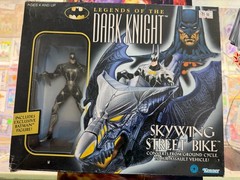 Batman Legends of the Dark Knight Skywing Street Bike with Exclusive Figure 1996