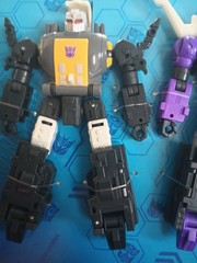 TRANSFORMERS STUDIO SERIES INCECTICONS SET INCOMPLETE!
