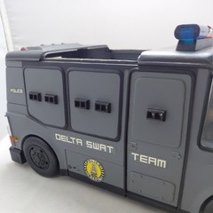 Vintage Robocop Delta Swat Team Police Van Armored Vehicle Figure Playset Truck