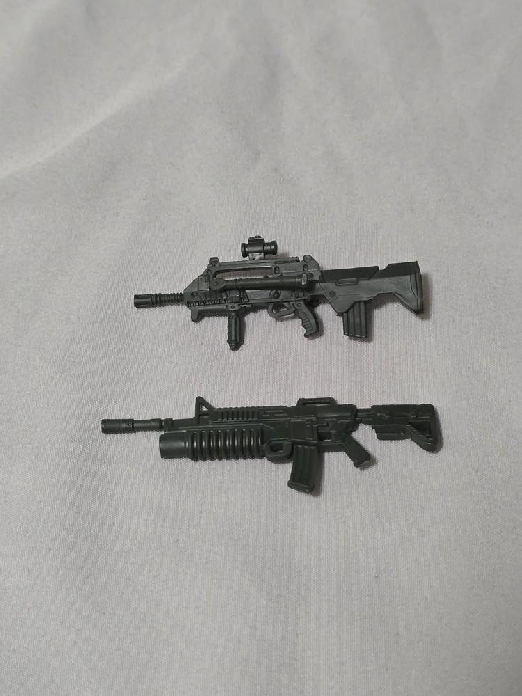 GI Joe Classified Action Soldier Special Forces Rifle + Machine Gun 6″ Fodder