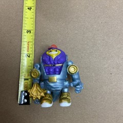 Treasure X Mech Maniacs Badog Alien Figure 2.25 in