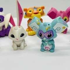 Lot of 15 ANIMAL JAM Figures WildWorks Jazwares PANDA, TIGER, WOLF, FOX, OWL +