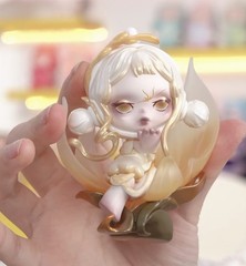 Authentic SKULLPANDA Petals in Four Acts Series Confirmed Blind Box Figures Toy