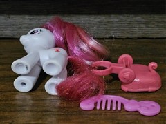 My Little Pony MLP FIM G4 Plumsweet Brushable Figure With Cart Brush Accessories