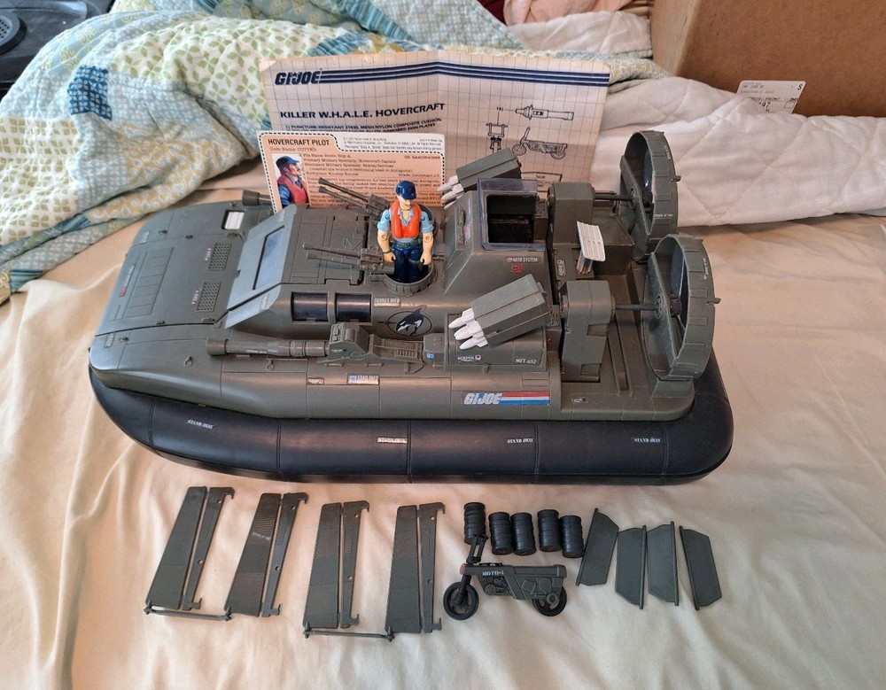GI Joe 1984 Hovercraft Killer Whale 100% Complete, Unbroken Veins Blueprints 🔥