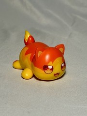 Aphmau MeeMeows FIRE CAT Vinyl Elemental Series Figure Bonkers Toy Catface