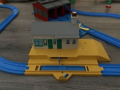 Thomas & Friends Tomy Giant Set Motorized Road and Rail System No Trains