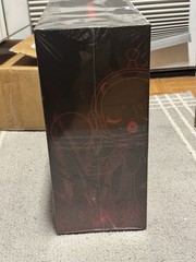 POP MART MEGA α SKULLPANDA 400% Red Crystal Vinyl Art Figure 300mm *** NEW