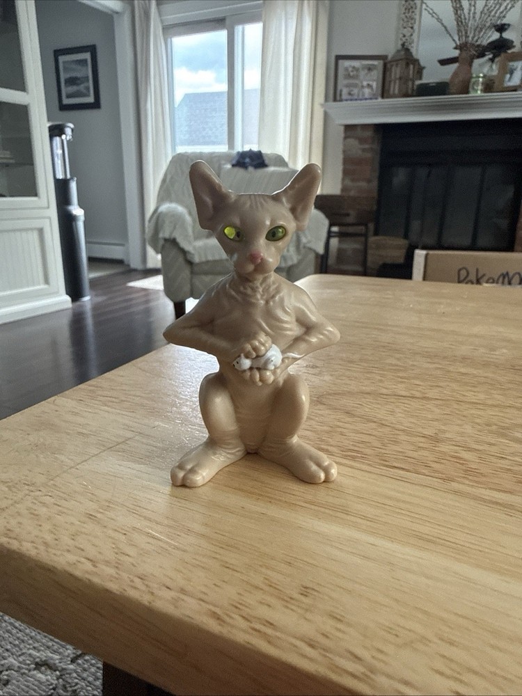 Revenge of Kitty Galore 2010 Burger King Movie Action Figure Cats And Dogs