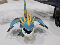 How To Train Your Dragon Action Figure Lot Toothless Boneknapper Bewilderbeast