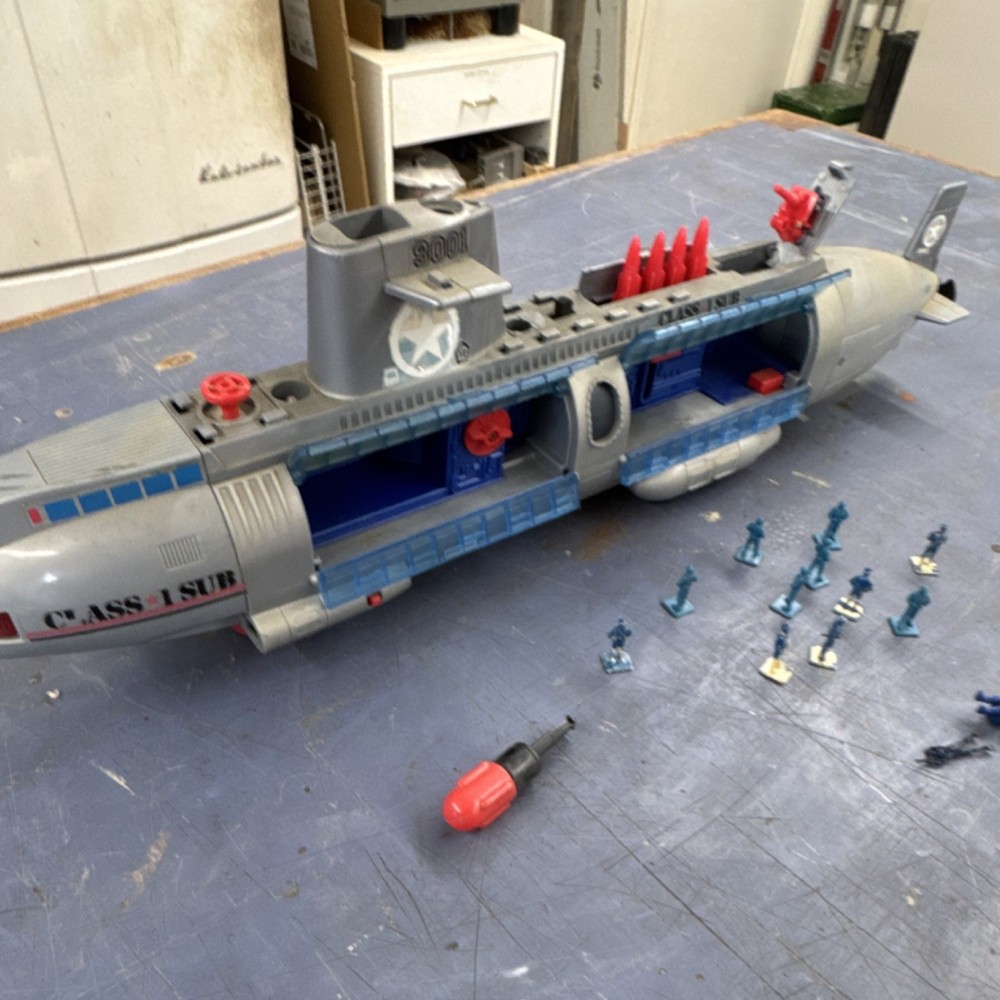 Class 1 Plastic Submarine Vehicle Playset Set w/ Mini Figures Gray/Blue/Red