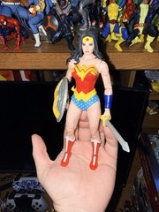 Wonder Woman #10 platinum edition (complete w no box ,card, or stand)
