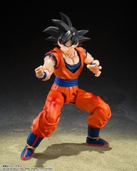 Bandai S.H.Figuarts Dragon Ball Z Son Goku (Kind-hearted Saiyan) Figure In Stock