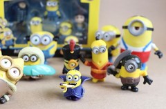 Universal Studios Park Exclusive Play Set 5 Figurines New + Lot of 14 Minions