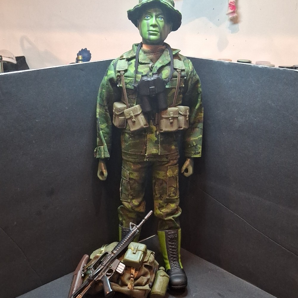 Vietnam War Action Figure w Rifle Backpack Binoculars Knife Canteen Gear 12 inch
