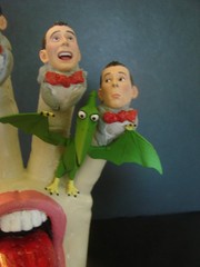 PEE-WEE HERMAN SCREAMS HAND Custom Kidrobot Santa Cruz Screaming Hand Figure