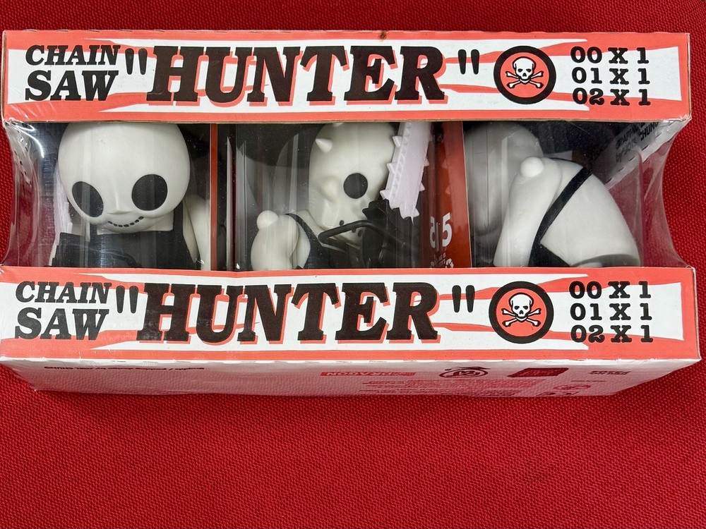ELPHONSO LAM CHAIN SAW HUNTER DRAGON MODELS Designer Urban Vinyl Figure