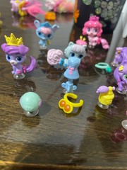 Disney Palace Pets Whisker Haven miniature figures and accessories