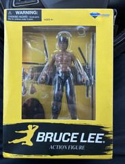 RARE Diamond Select Toys Bruce Lee 80th Anniversary Action Figure w Staff & Base