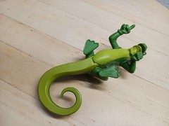 Vintage Rainforest Cafe Iggy Iguana Action Figure 2000 Poseable Green 3” Tall