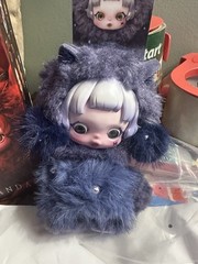Skullpanda You Found Me Series – Cerberus – New Open Box- With Card Box & bag