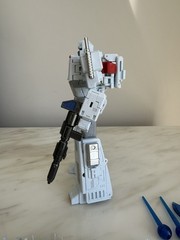 MD005 Transformers SS86 White Optimus Prime AKA Ultra Magnus