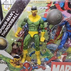 Marvel Universe Comic Packs Secret Wars Spider-Man Thunderball 2 Pk 3.75″ Figure