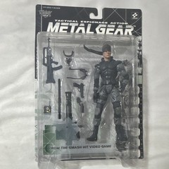 McFarlane Toys Metal Gear Solid Action Figure Set Boxed w/ Rifle Knife Pistol