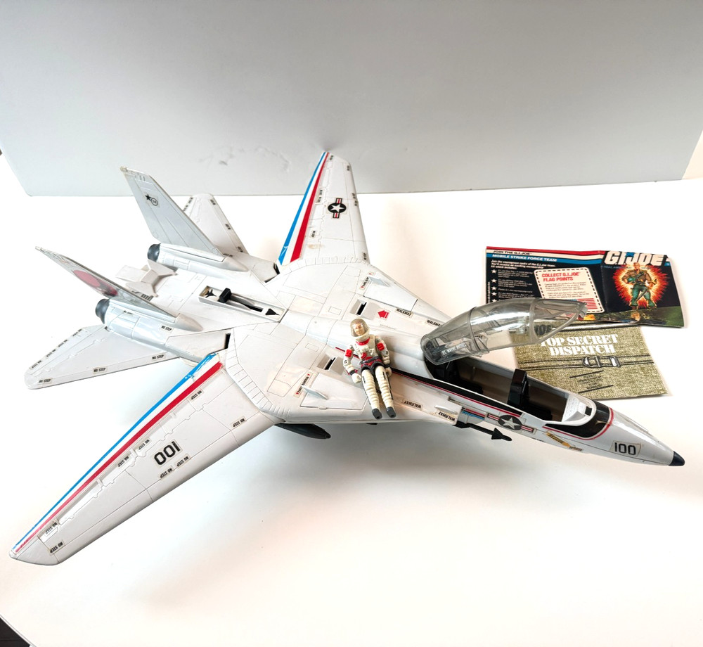 💥HTF 1983 GI JOE SKYSTRIKER ACE Complete no parachutes WORKS NICE + CLEAN💥