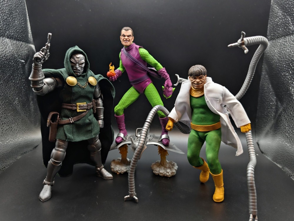 Mezco Toyz One:12 Collective Doctor Doom Green goblin Doc Ock set