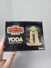1980 Kenner Star Wars The Empire Strikes Back Yoda Hand Puppet with Box
